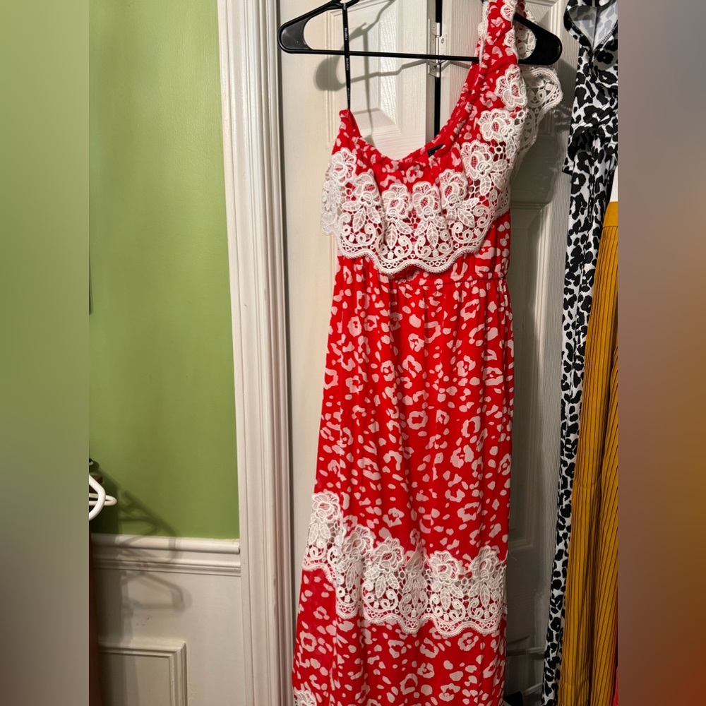 One shoulder dress